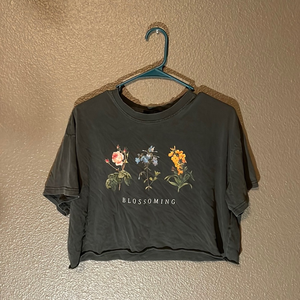 Cropped Tee